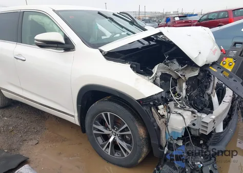 2017 Toyota Highlander Le/Le Plus из США, поврежденный, VIN 5TDBZRFH6HS462927